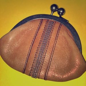 ✨Unique Vintage (I think) Fossil Coin purse✨